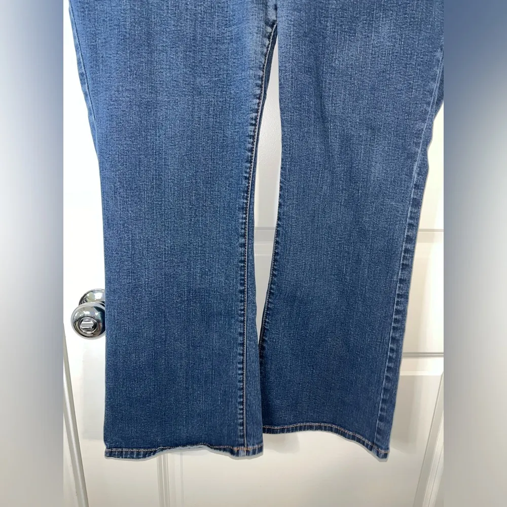 Lane Bryant Slim Boot Cut Denim Genius Fit Embroidered Jeans Sz 28 Petite - Image 10