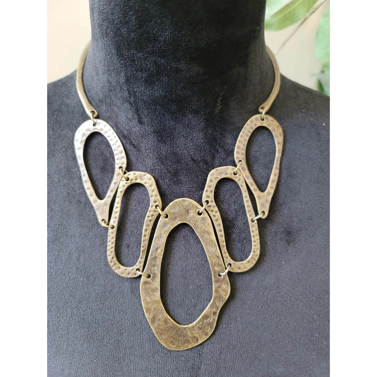 Women's Antique Gold Hammered Metal Statement Necklace With Lobster Clasp Lock - Image 2