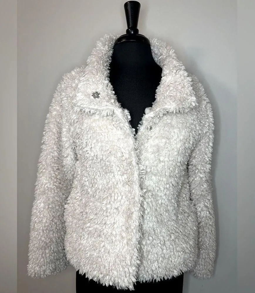 Loft Lounge Sherpa Soft Button Up Cream Women’s Small - Image 3