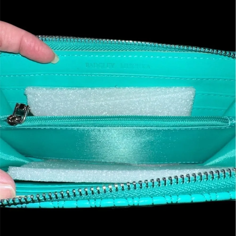 Badgley Mischka Turquoise Green Braid Quilting Long Wallet - Image 5