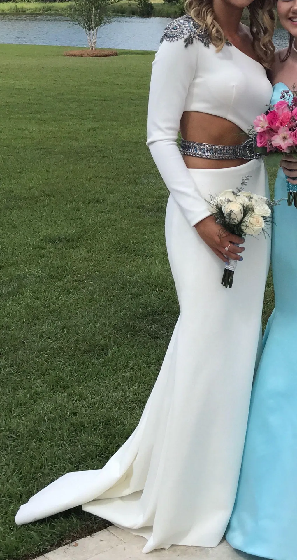 Rachel Allen White Prom Dress  - Image 5