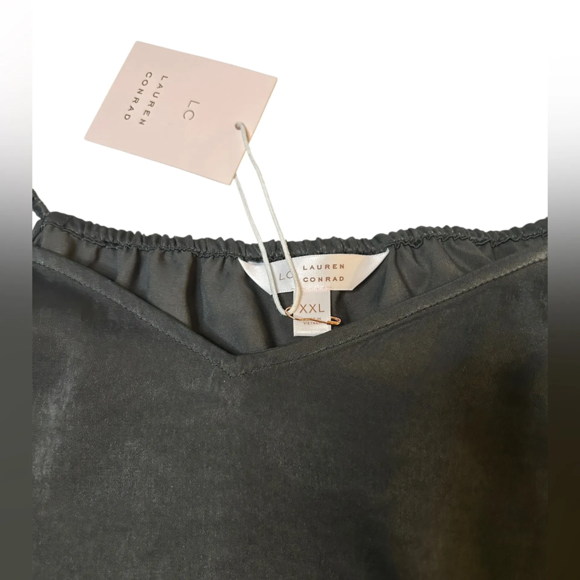 NWT LC Lauren Conrad Scalloped Ruffled Tank Top – 2XL • Sleeveless Blouse - Image 3