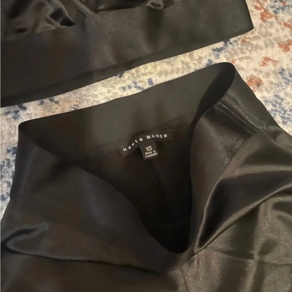 Women 2pc top & bottom blk sheer set. Size XS Black - Image 5