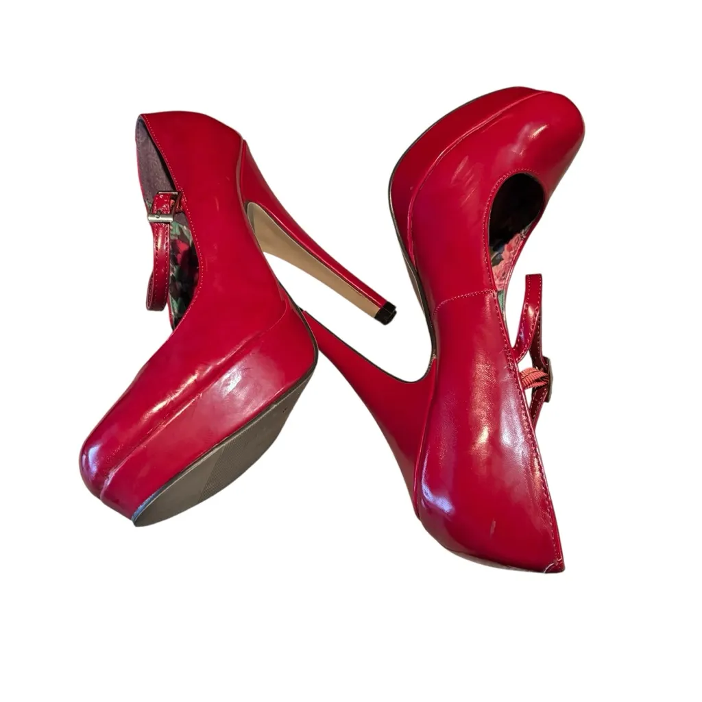 Madden Girl Glossy Red‎ Platform Heels size 7.5 - Image 6