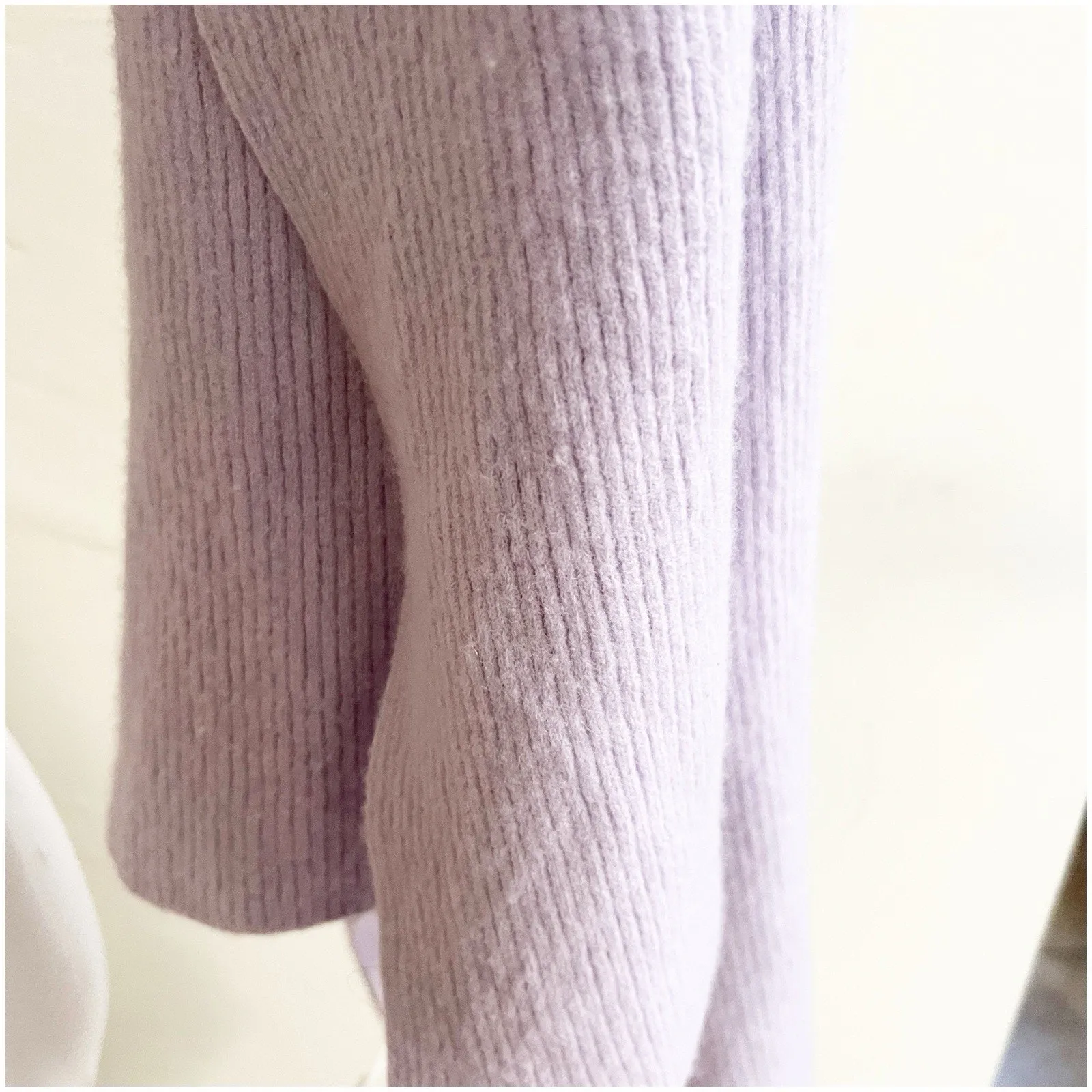 Fabletics Women’s Wool Cashmere Blend Thick Knit Scarf Purple Lavender Winter - Image 4