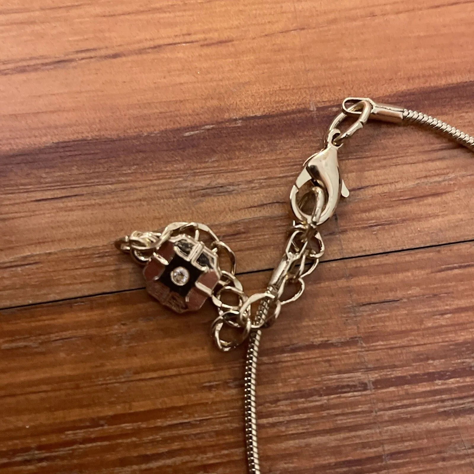 Monet Gold Tone Metal Snake Chain Necklace with Crystal pendant NEW - Image 7