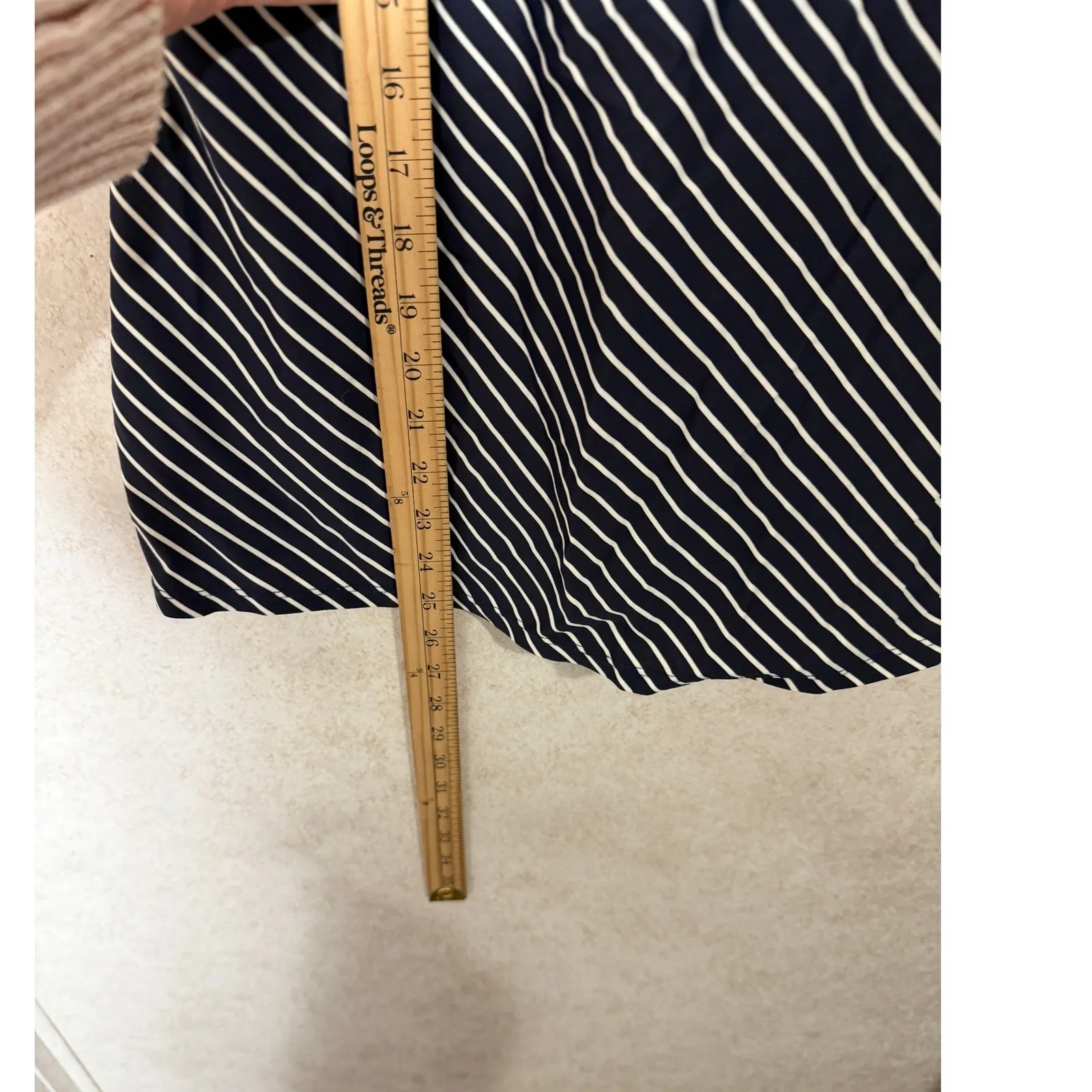 Athleta Navy White Stripe Halter Neck Swim Top Beach Pool Activewear Women's XL - Image 6