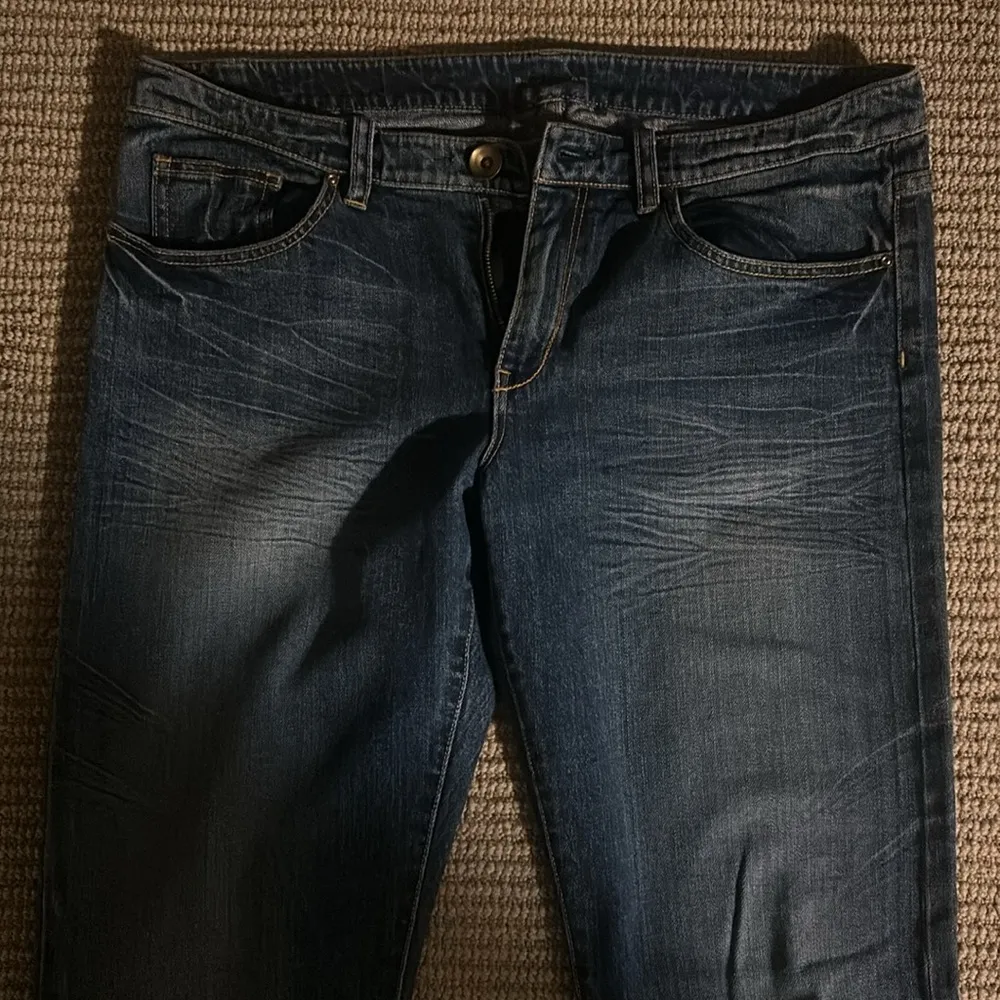 Elie Tahari classic fit mid rise relaxed straight leg size 12 - Image 2