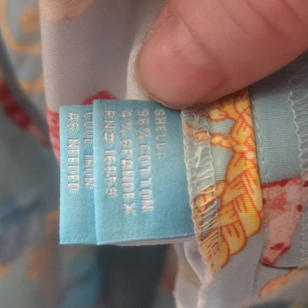 J. McLaughlin scalloped seashell shorts size 0 - Image 4