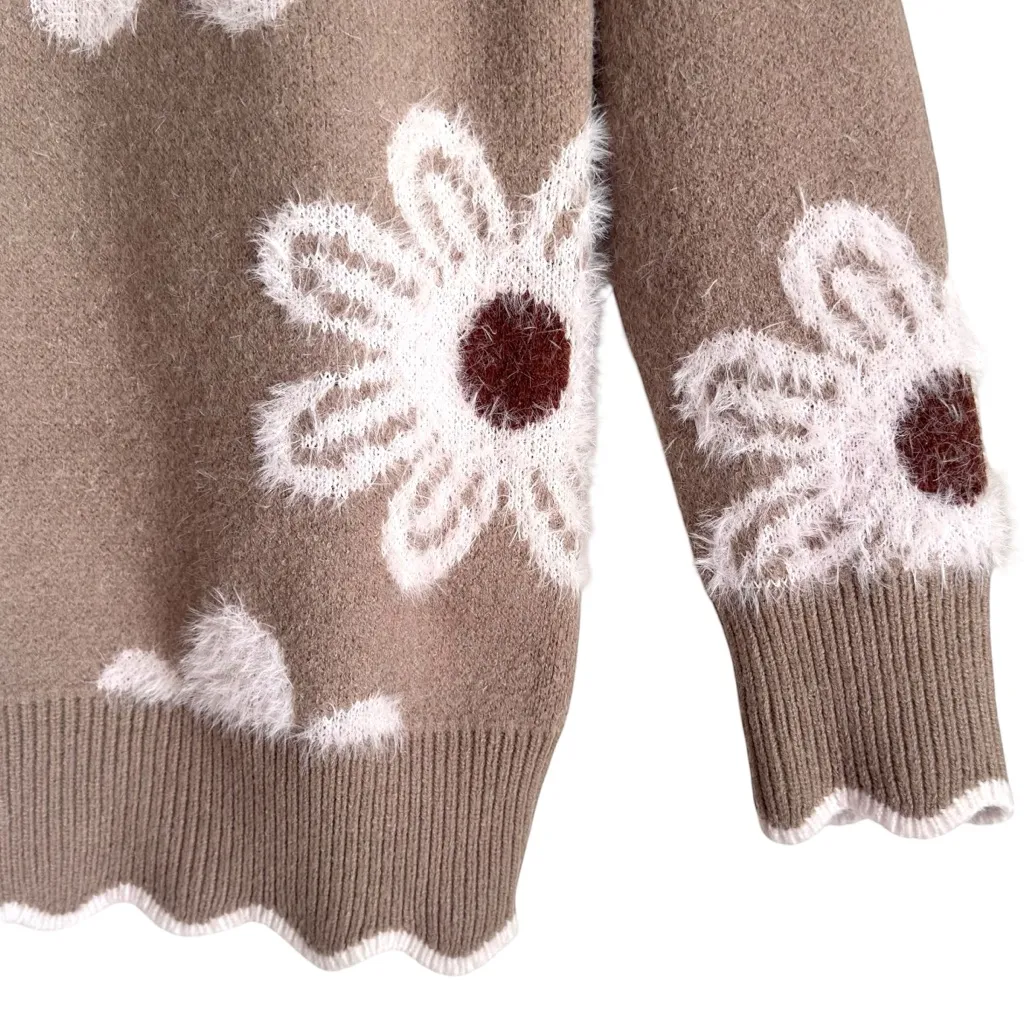Soft Floral Scallop Trim Oversized Brown V-neck Sweater Cozy Women’s Medium Top - Image 4