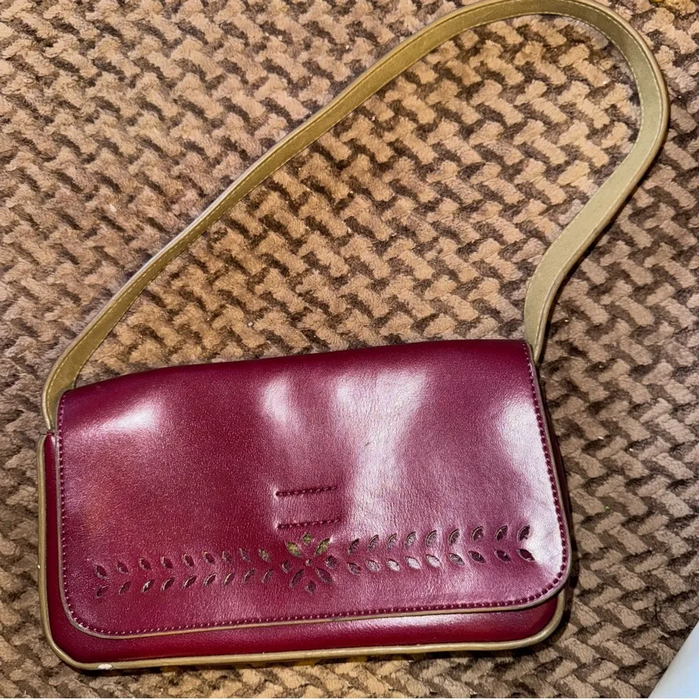 Mondani Purse New York Simulated Leather Small Red Shoulder Bag Brown - Image 2