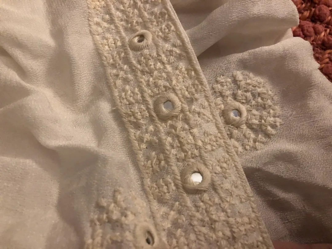 Off White Crop Top - Image 2