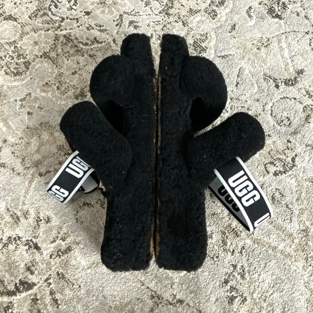 UGG  Women's Black Fluffy Sandals🔥🔥 - Image 6