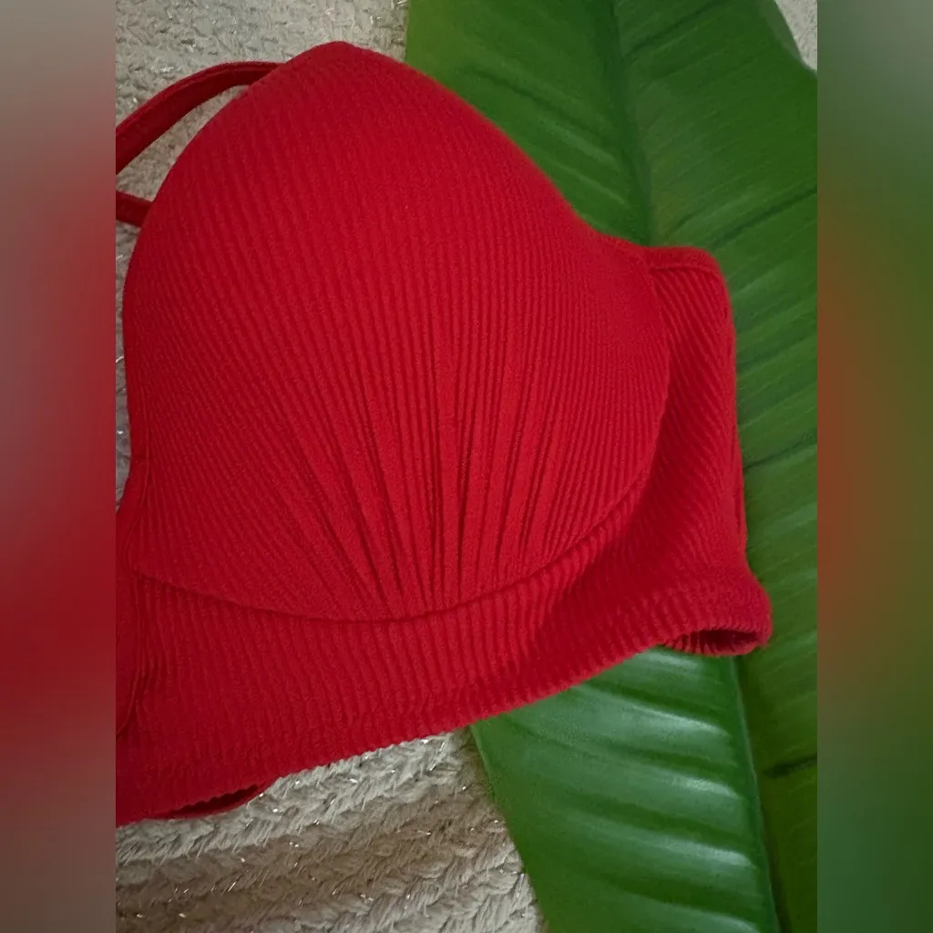 36B nwot shade and shore strappy back underwire bikini top  - Image 3