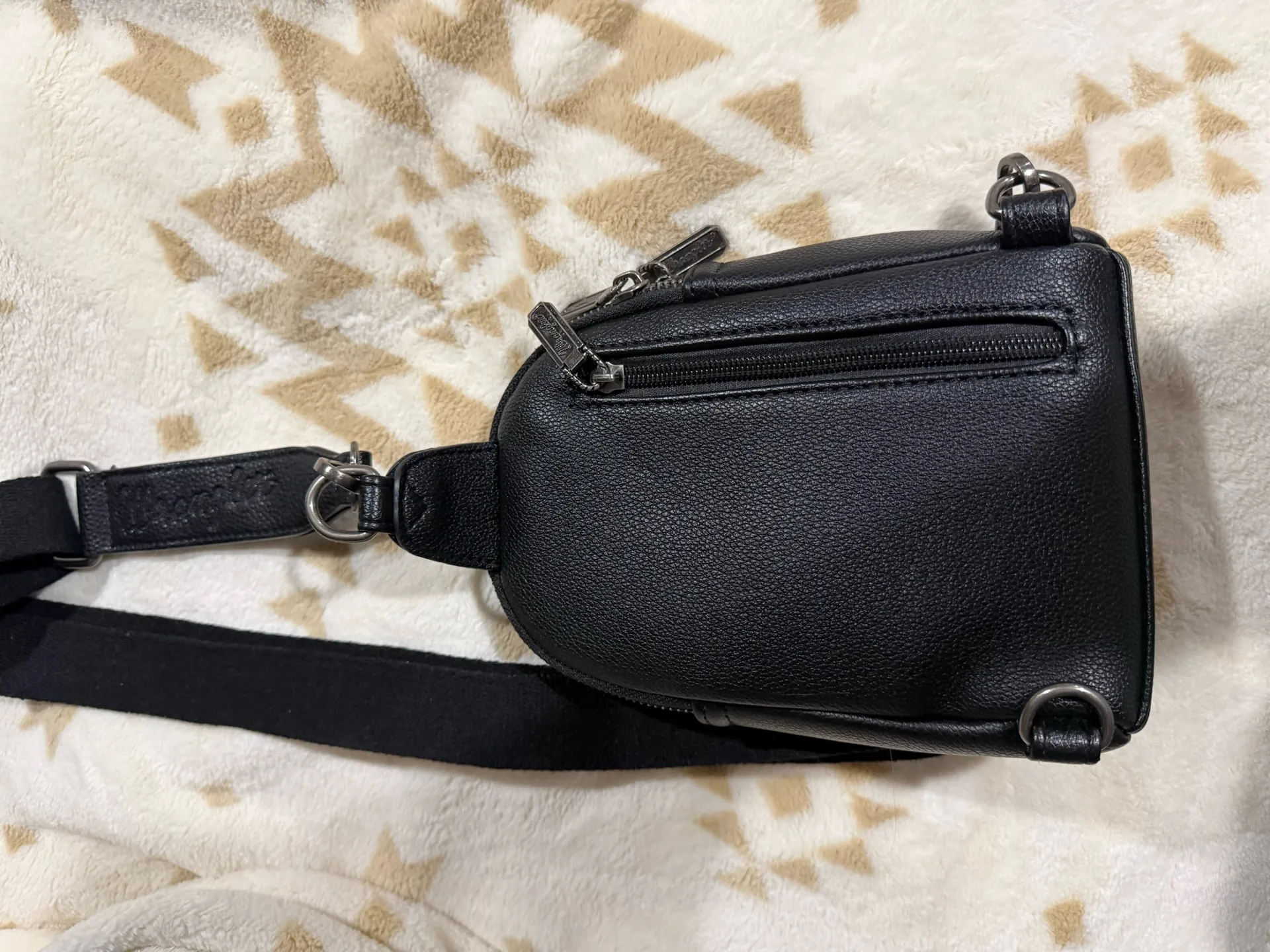 Wrangler Crossbody Bag - Image 2