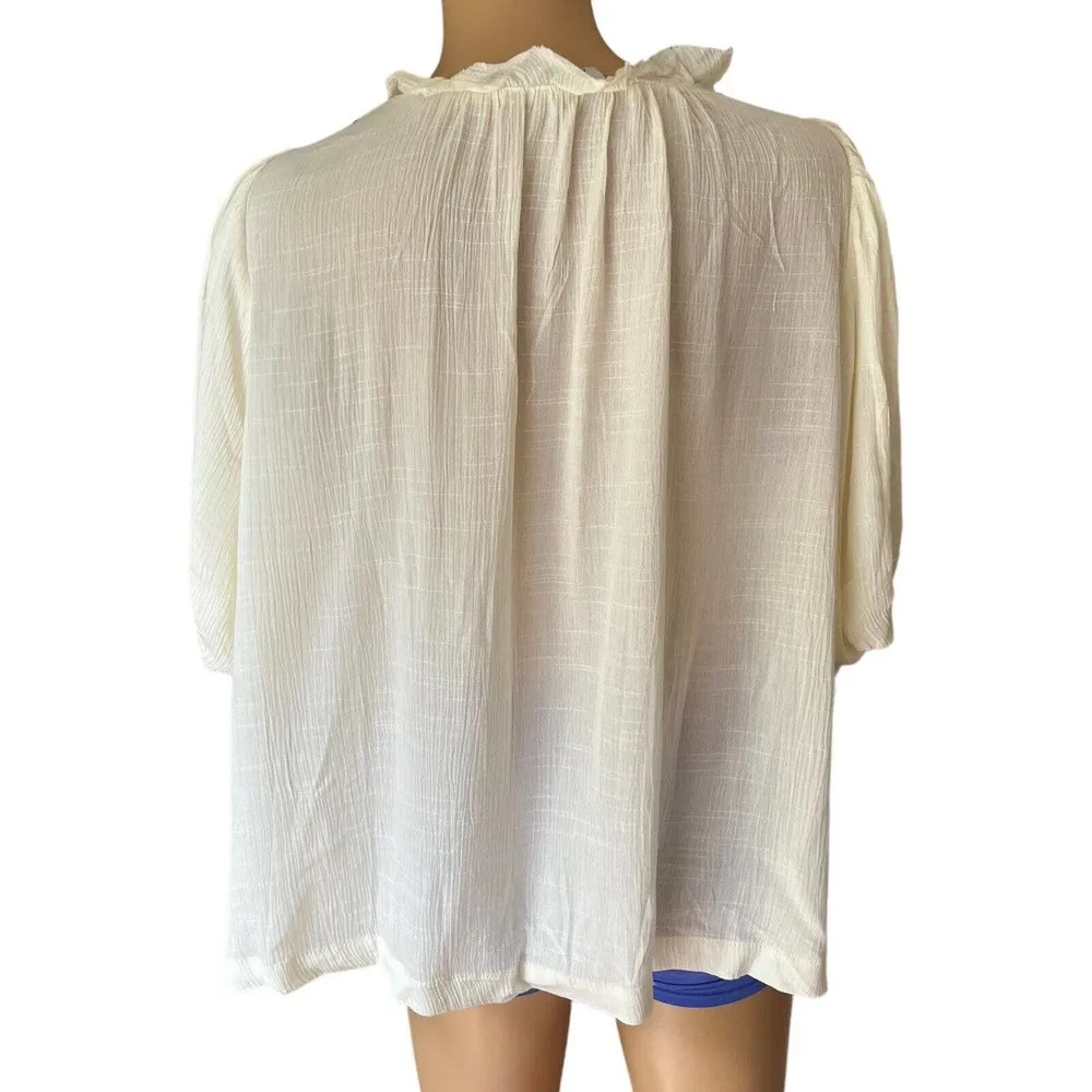 Hayden Cream Floral Embroidered Peasant Blouse Women’s Size Medium - Image 4