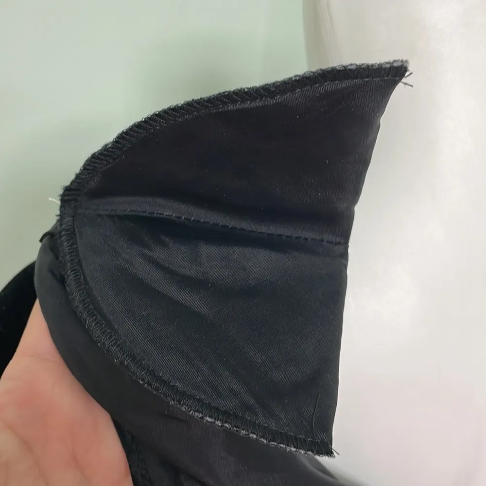 Santa Fe By Jim Tremblay Vintage Black Velvet Dress Size 8 - Image 8