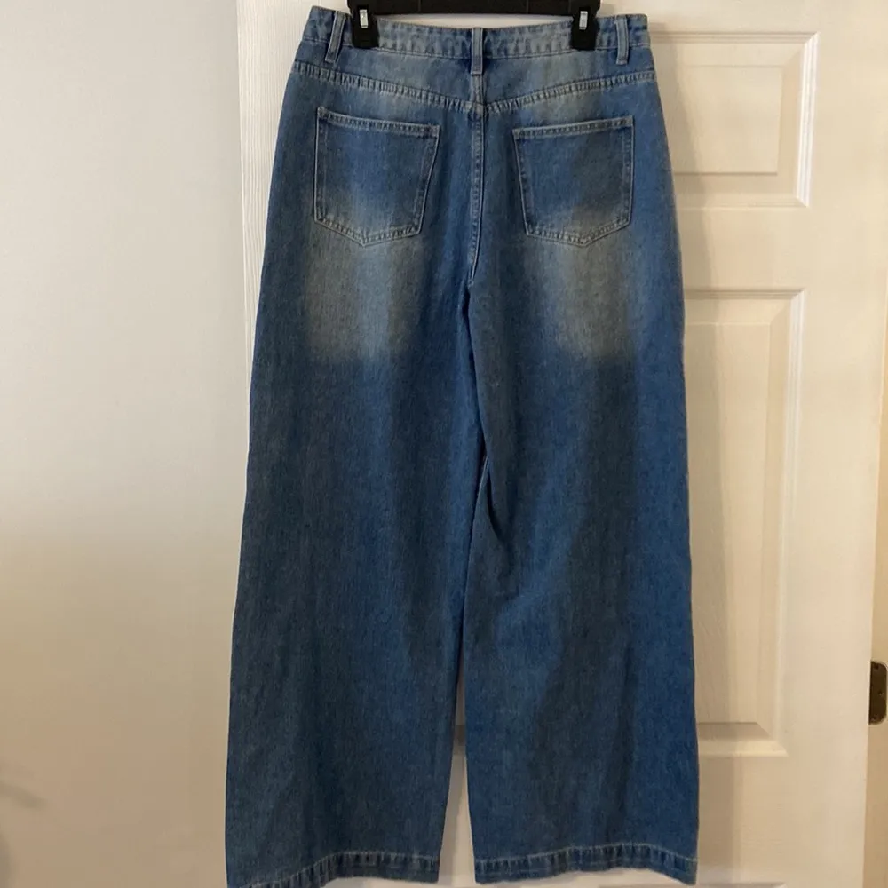 EM Hello beautiful jeans size L inseam 30” waist 32” soft compere to other jeans Size L - Image 6