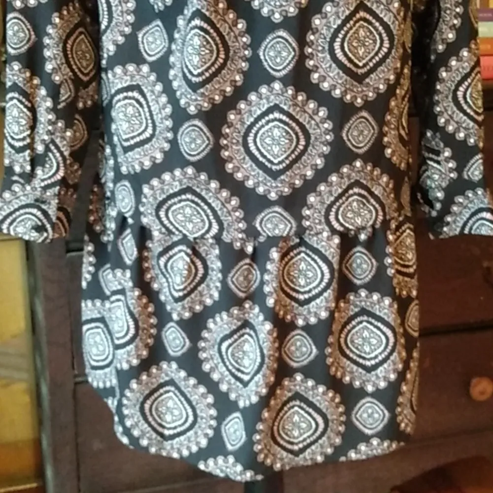 Loft Black Medallion Print Long Sleeve Tunic Dress - Image 6