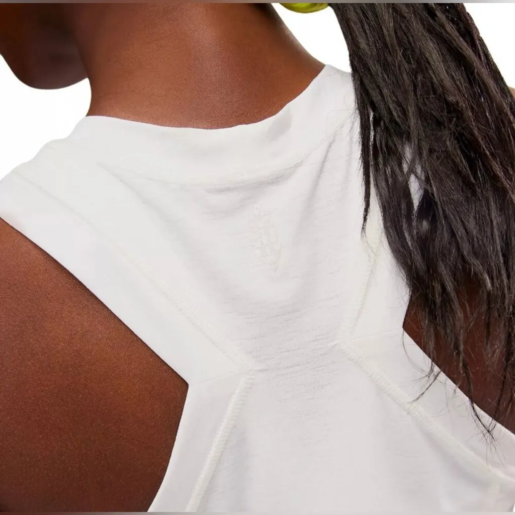 NWT Free People Movement Tempo Silver Lining White Tank size Large, Optic White - Image 4