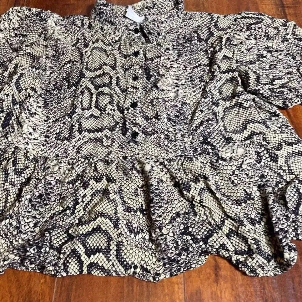 Live 4 Truth Women’s Top Shirt Black Cream White Boa Snake Animal Print Sz XL - Image 14