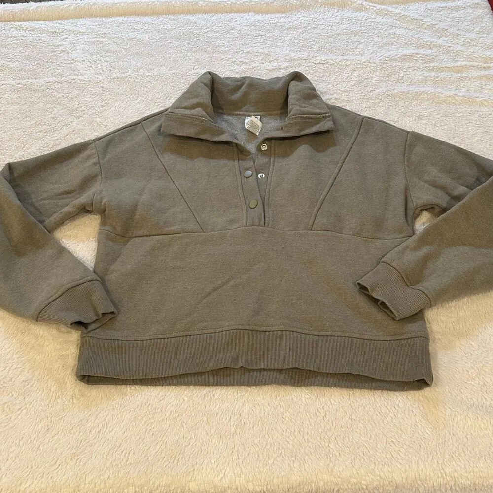Reebok Sage Green Pull Over Sweatshirt sz S - Image 2