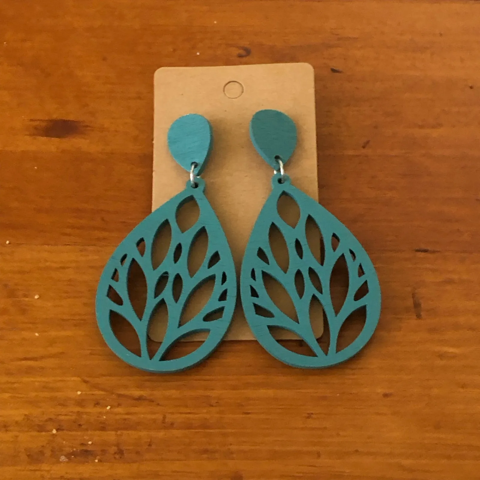 Bohemian Lightweight Wooden Filigree Laser Cut Tear Drop Green Earrings - Image 3