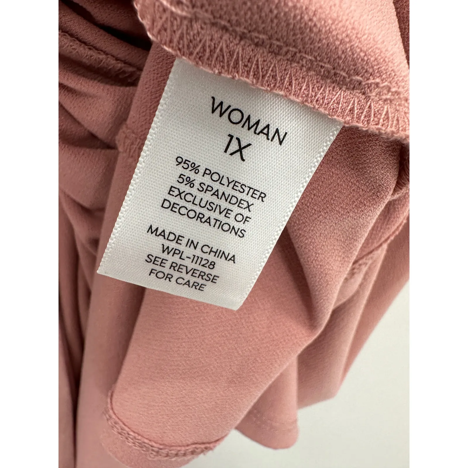 Westport Top Women 1X Pink V-Neck Sleeveless Lace Polyester Blend Tank - Image 6