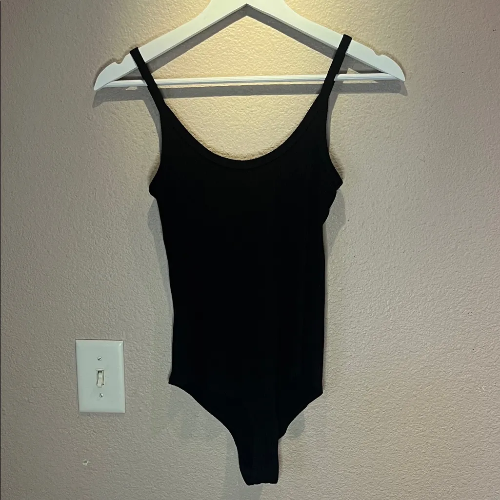 Reformation Women’s Ribbed Knit Bodysuit Black Size Small - Image 2