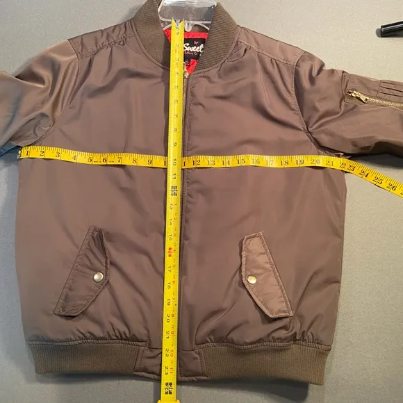 BSweet Olive Bomber Style Jacket‎ with Orange Quilted interior size Large, NWT Green - Image 4