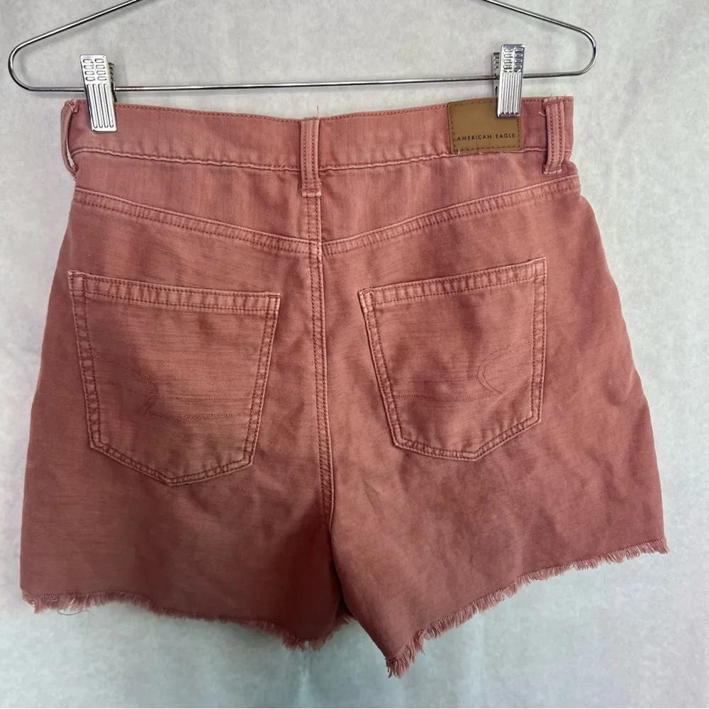 Outfitters Highest Rise Mom Short Distressed Salmon 4 - Image 2