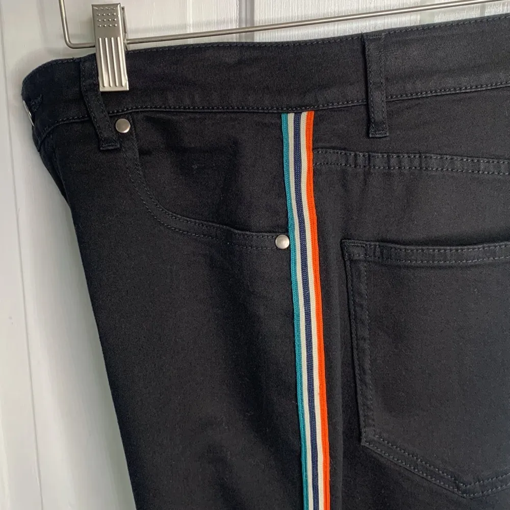 BB Dakota Stay Cool Jeans W Side Stripes In Black New with Tag W-197 Size 28 - Image 10