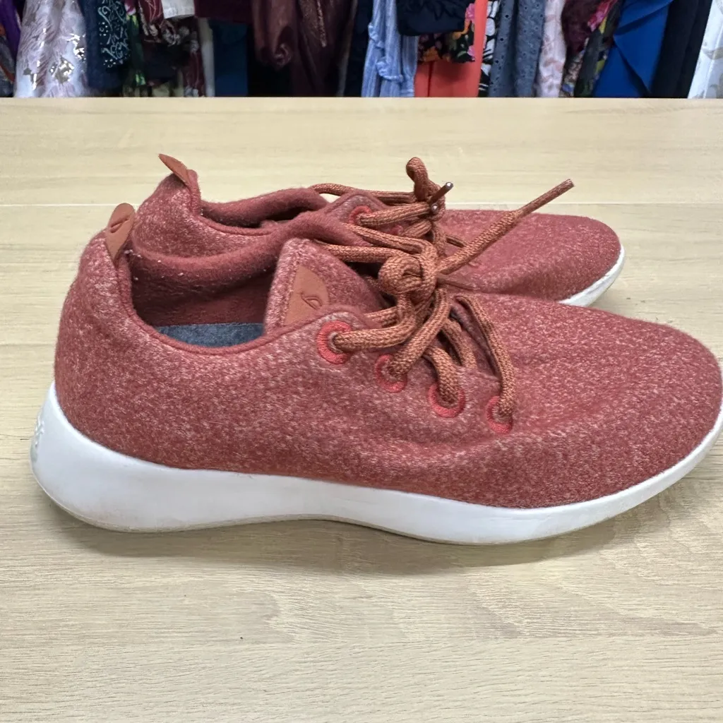Allbirds Women's Rust Orange Wool Runners Size 8 EUC - Image 4
