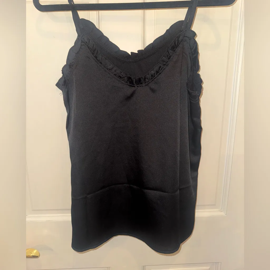 Black Sleeveless Top with Ruffle Detail Size M - Image 2