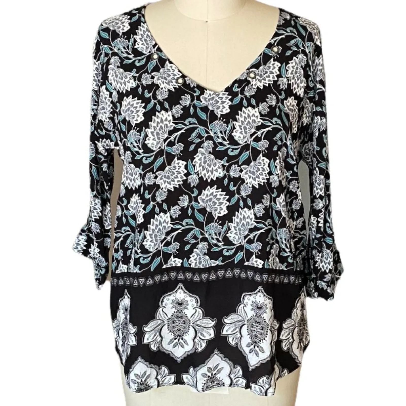 SIMPLY NOELLE Ladies Black White Green Floral Tunic Blouse ~ Women's Size Small - Image 2