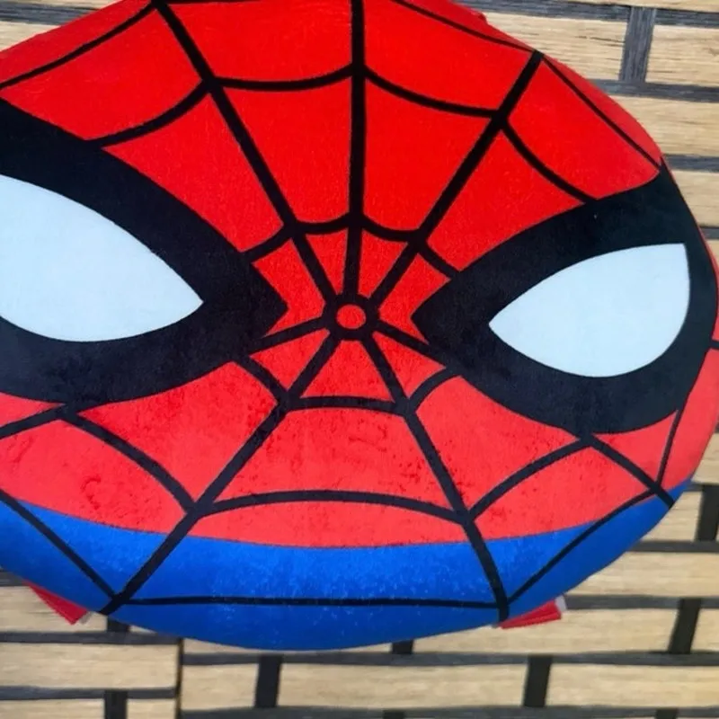Spider-Man Backpack Pillow - Image 3