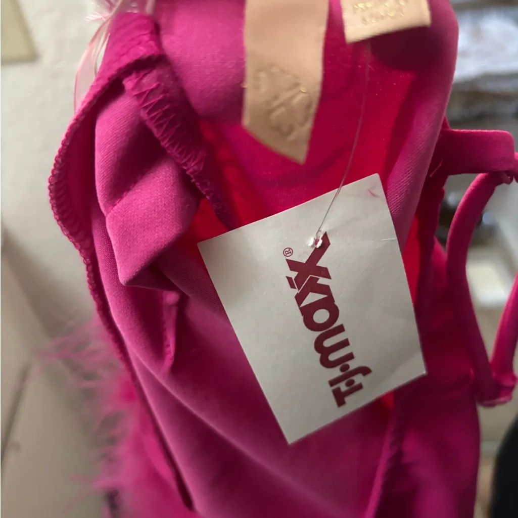 Elegant Pink Feather - Image 6