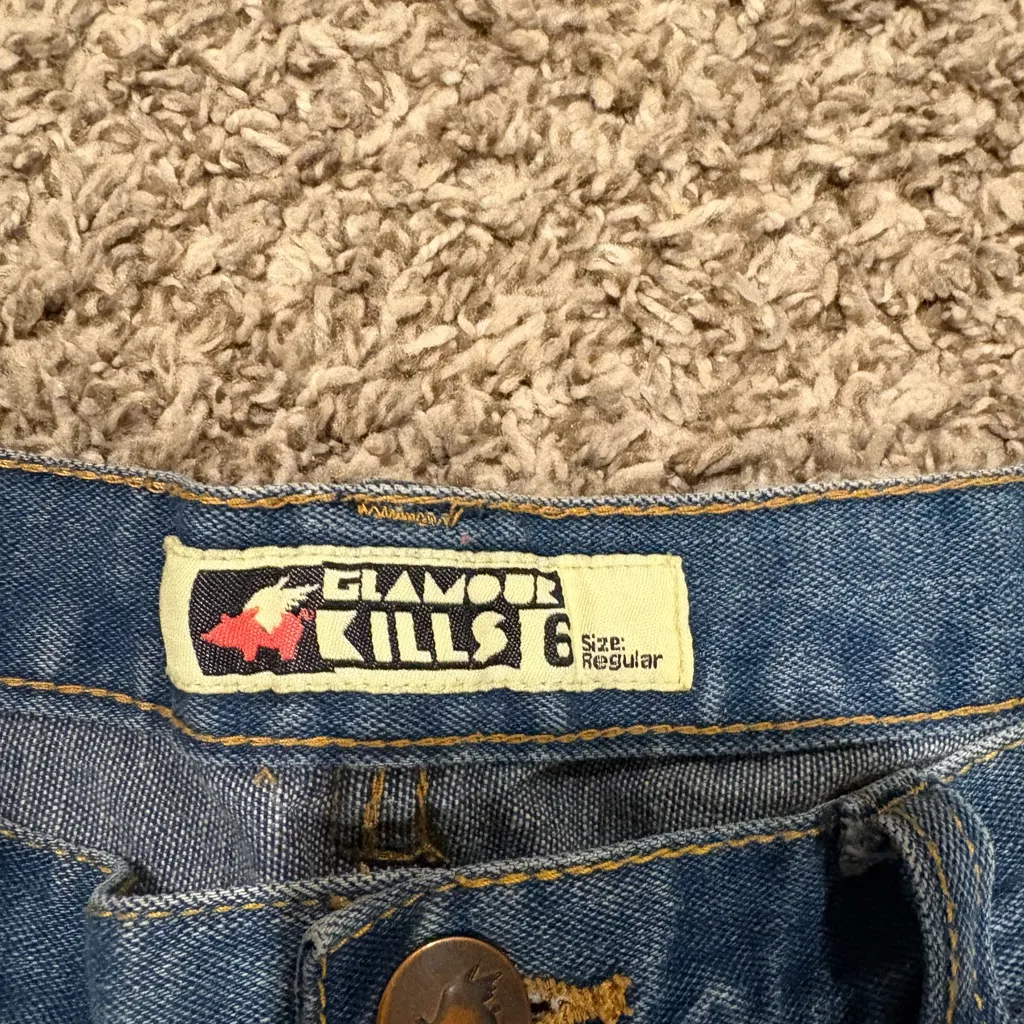 Glamour Kills Classic Blue Jean Shorts Sz 6 - Image 2