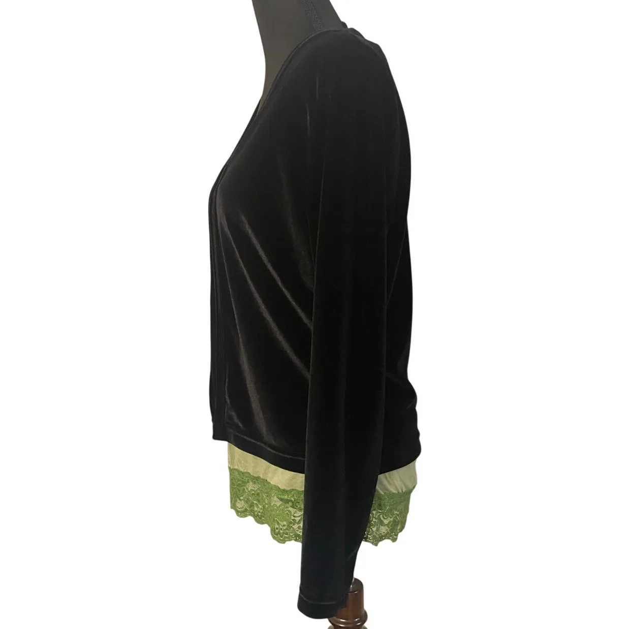 Y2K Black Velvet Hook Front Cardigan Top Juniors 11/13 Goth Alt Dark Romanti - Image 4