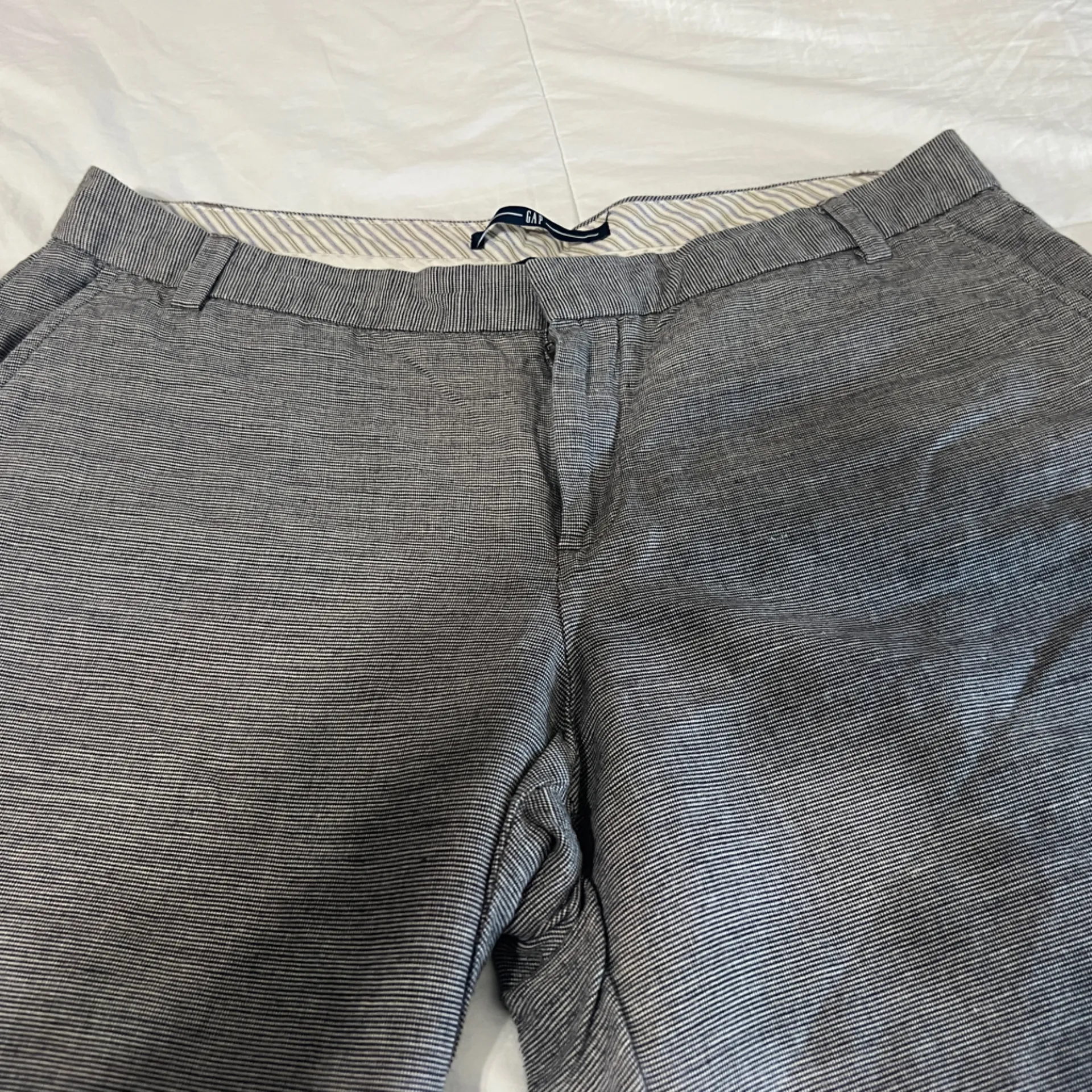 GAP Men's Charcoal Chinos - Image 4