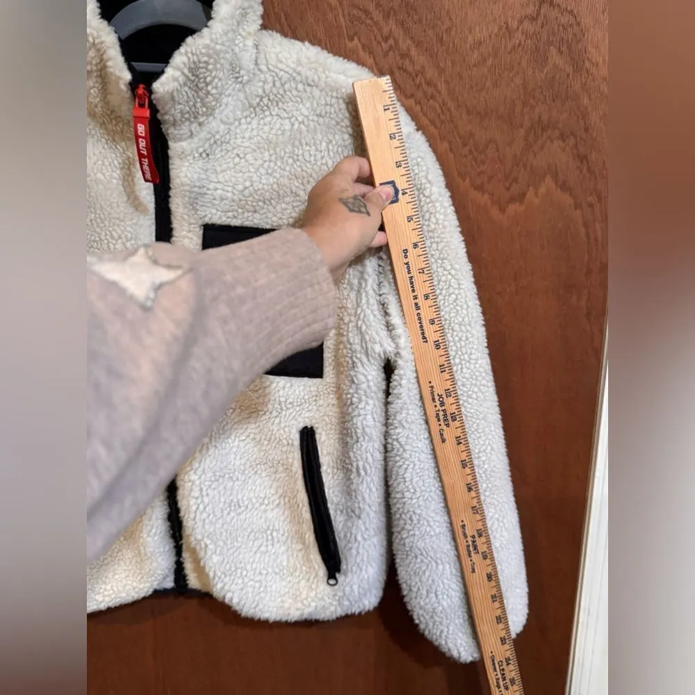 Pull & Bear Cream Fuzzy Pullover size M‎ Size M - Image 7