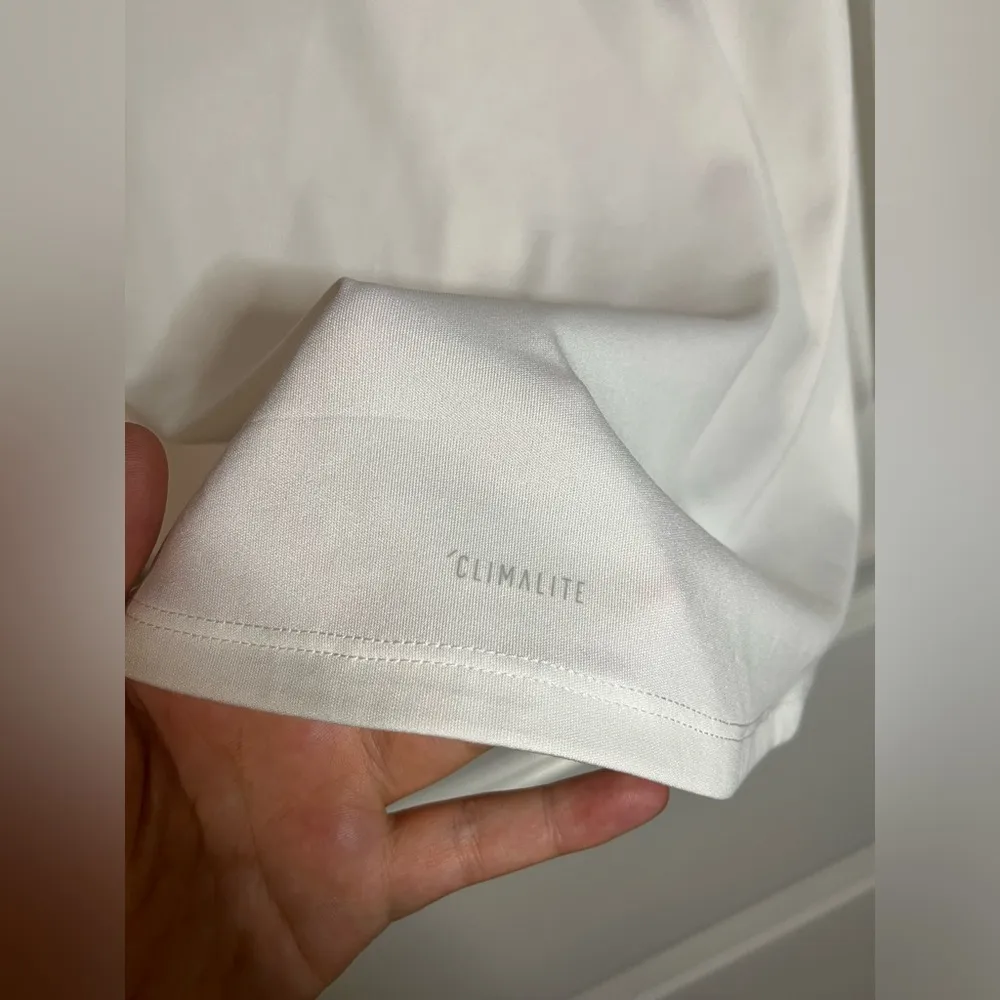 Adidas White Long Sleeve Scoop Neck Climalite Top Rainbow Decal Logo Size Large - Image 9