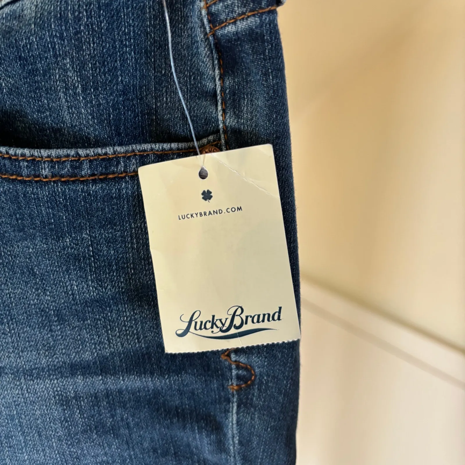 Lucky Brand NWT Women's Charlie Skinny Jeans Soft Stretch Low Rise 24 Ankle - Image 4