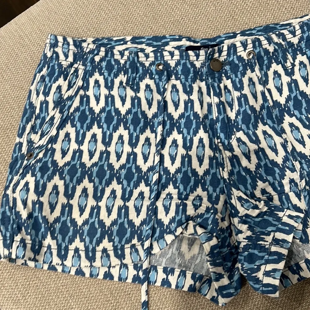 Womens gap linen blend shorts - Image 2