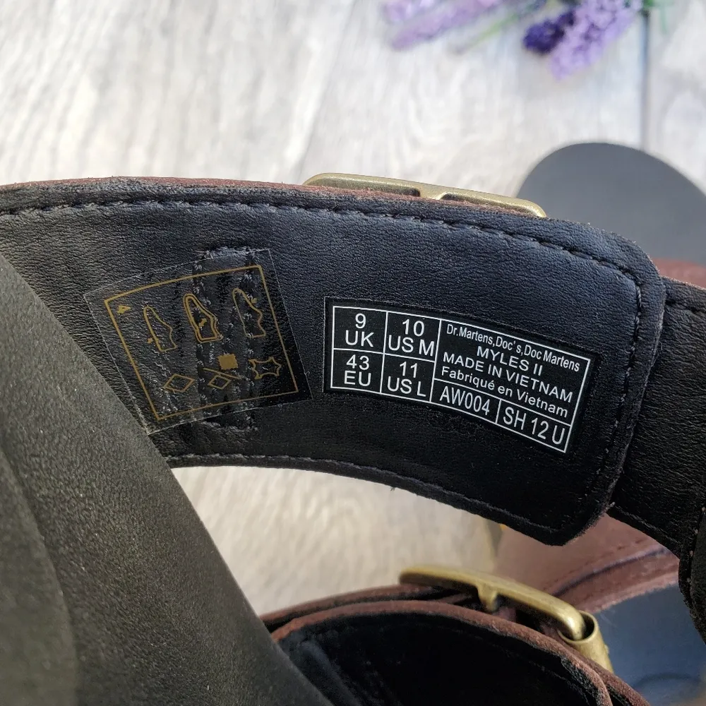 Dr Martens Unisex platform slide sandals 10 US M, 11 US L - Image 8