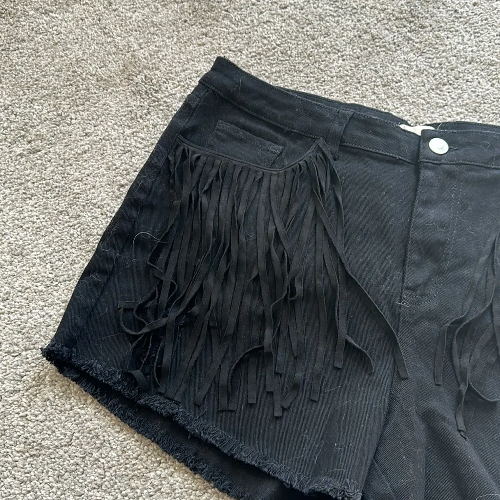 Altar’d State fringe cut off shorts NWT Size L - Image 2