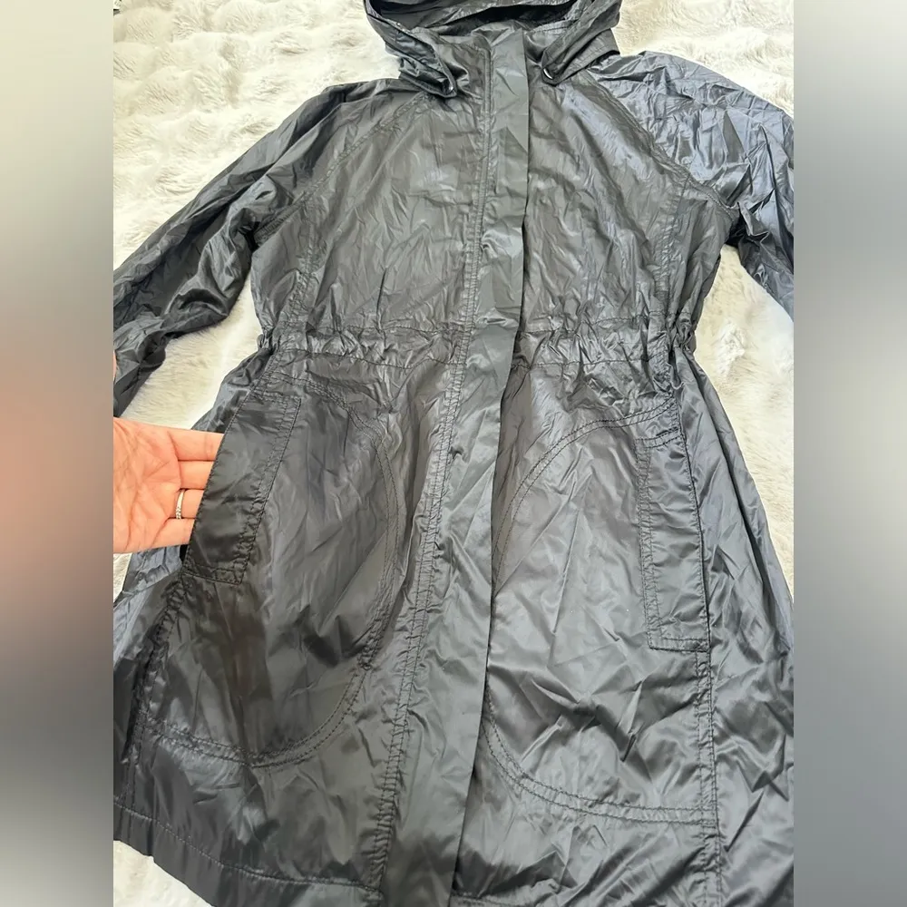 Anatomie water resistant black jacket size small - Image 4