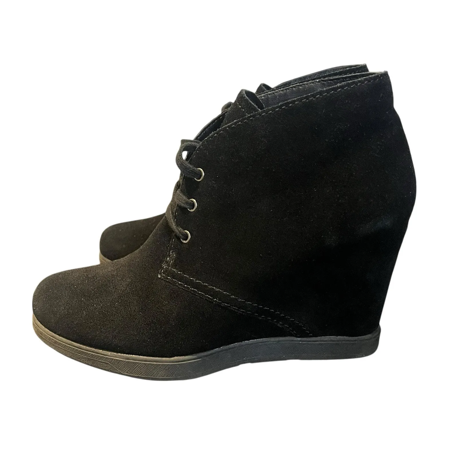 Dolce Vita Women's 7.5 black suede wedge chukka style lace up booties - Image 3