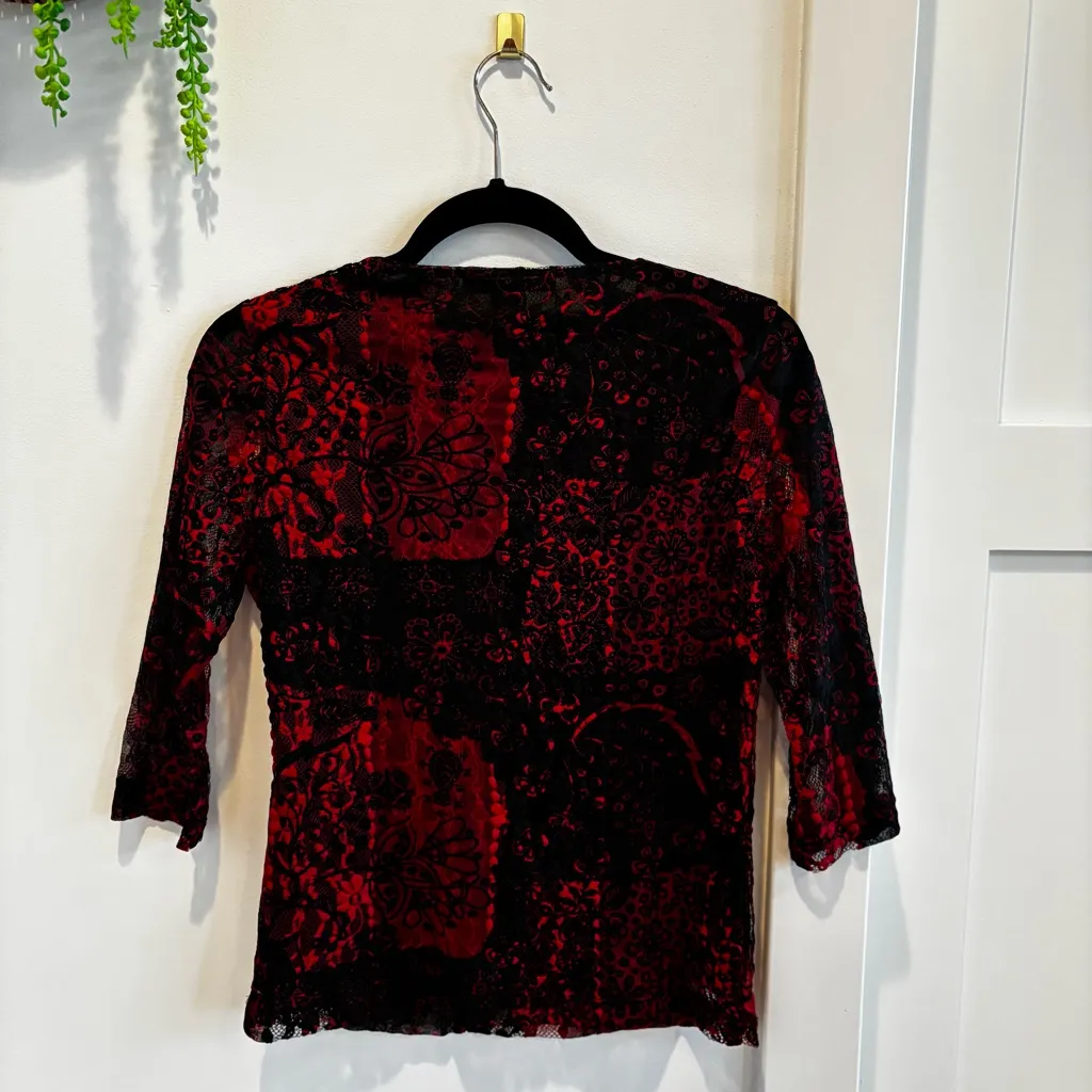 Kiara Euro Lace Fairy Whimsy Red Black Lace Women's Top Size Medium Lined Bodice - Image 5