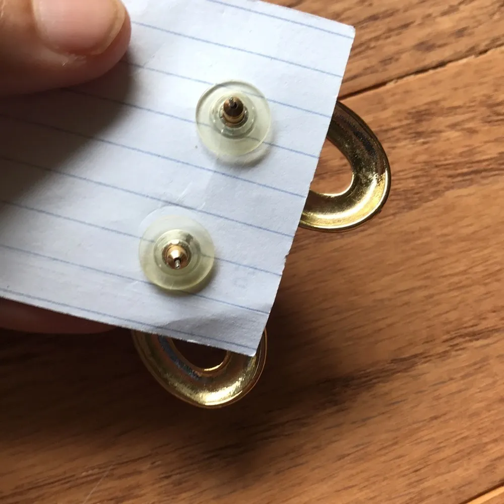 Red gold open circle earrings - Image 2